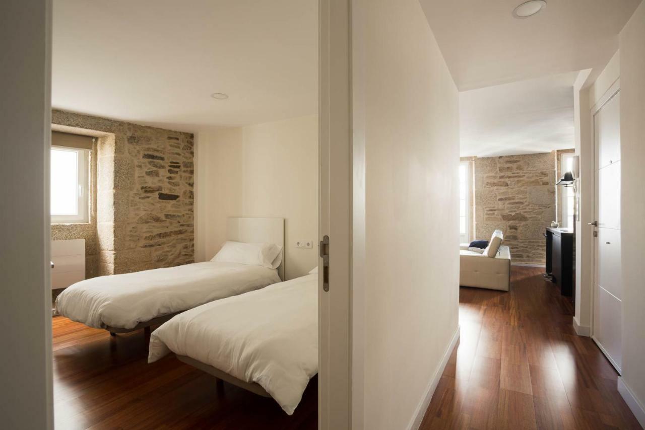 Luxury Apartment-Free Parking ซานติอาโก เด กอมโปสเตลา ภายนอก รูปภาพ